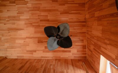Modern bathroom with vinyl plank flooring in a light wood tone