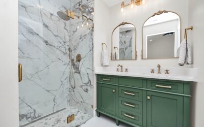 Modern shower with tile design