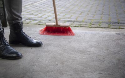 LED vs Fluorescent Garage Lighting - Brightness, Cost, and Lifespan