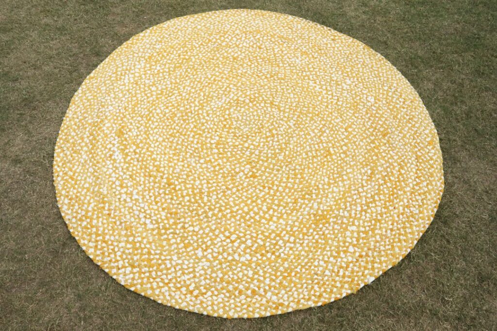 8 Foot Round Rug: The Complete Sizing and Buying Guide for Homeowners