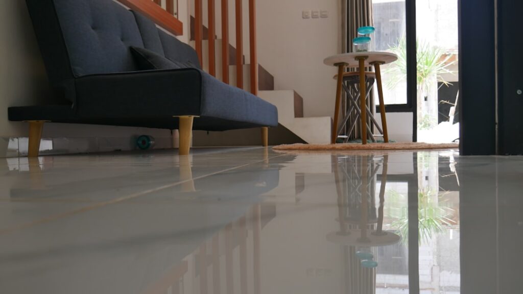Advantages of Epoxy Flooring: Pros, Cons, and Buying Guide