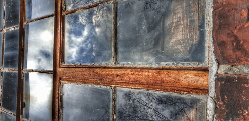 Antique Mirror Tile: Complete Guide for Homeowners