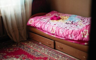 How to Put a Rug Under a Bed: Step-by-Step Guide