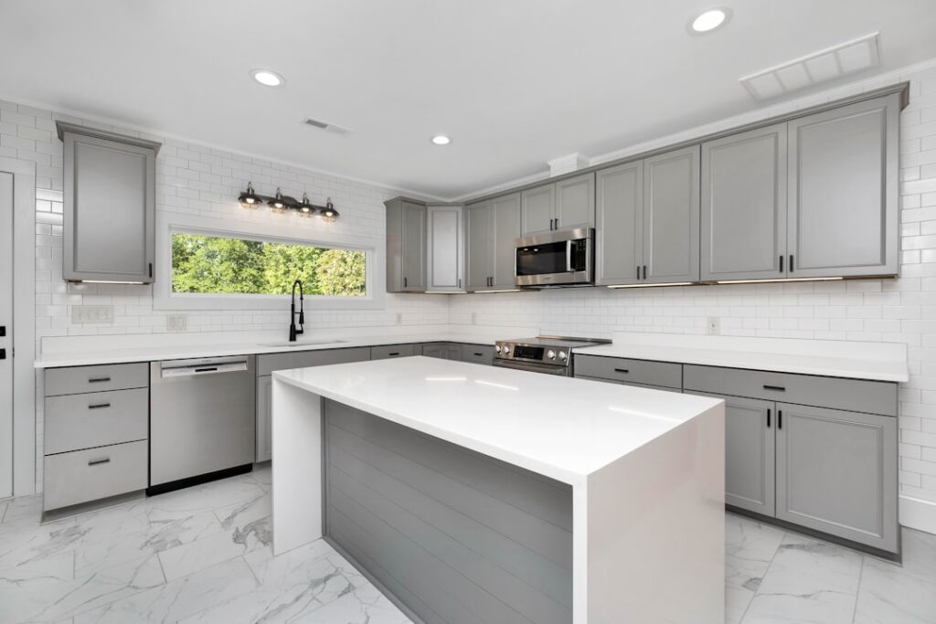 Porcelain Kitchen Countertops: Complete Guide for Homeowners