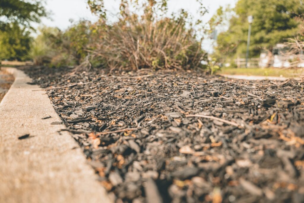 Rubber Mulch Delivery: A Complete Guide for Homeowners