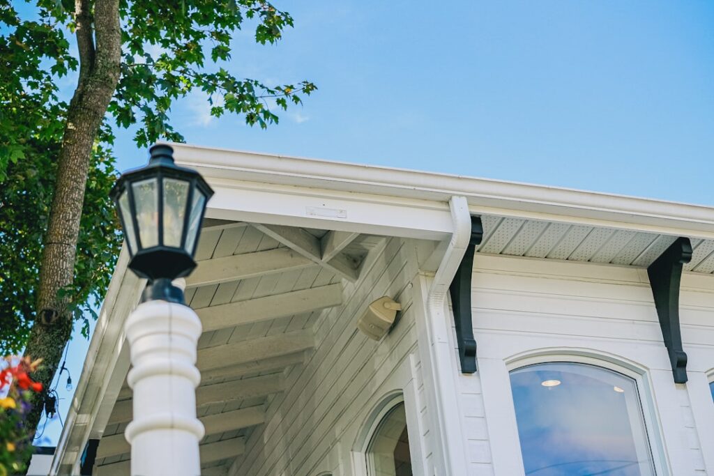 Vinyl Soffit and Fascia: Complete Guide for Homeowners