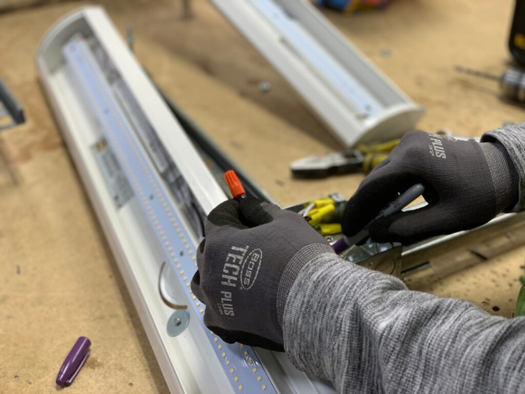 Vinyl Tile Cutter: The Right Tool for Clean Vinyl Cuts