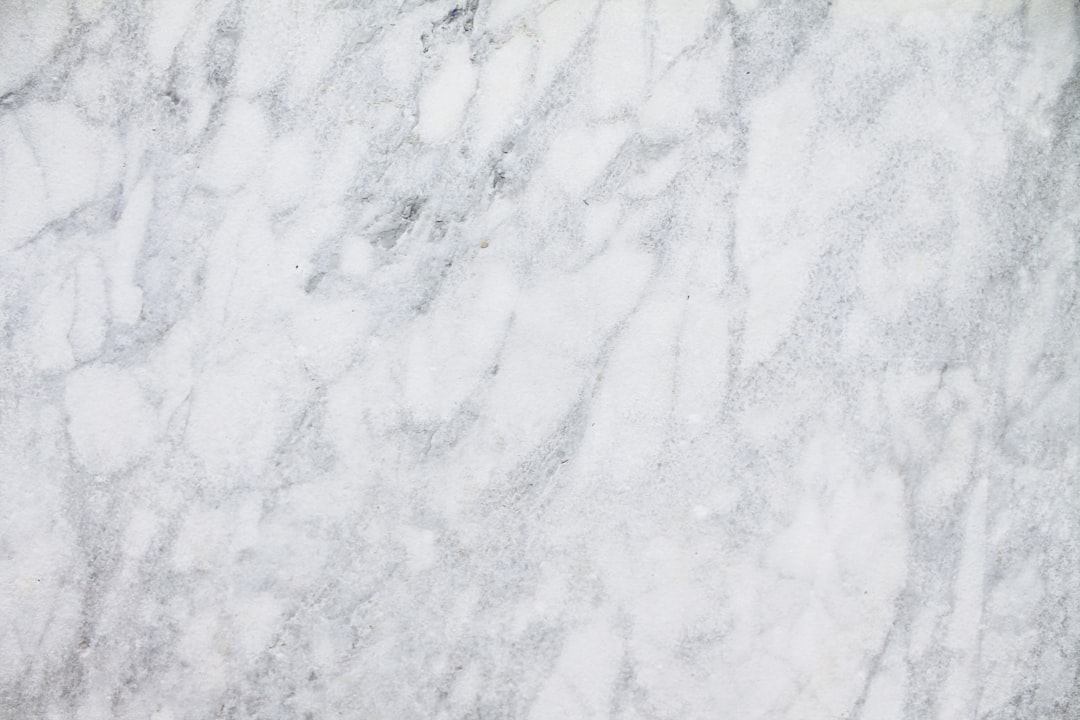 White Marble Backsplash: Complete Guide for Homeowners - D and G Flooring