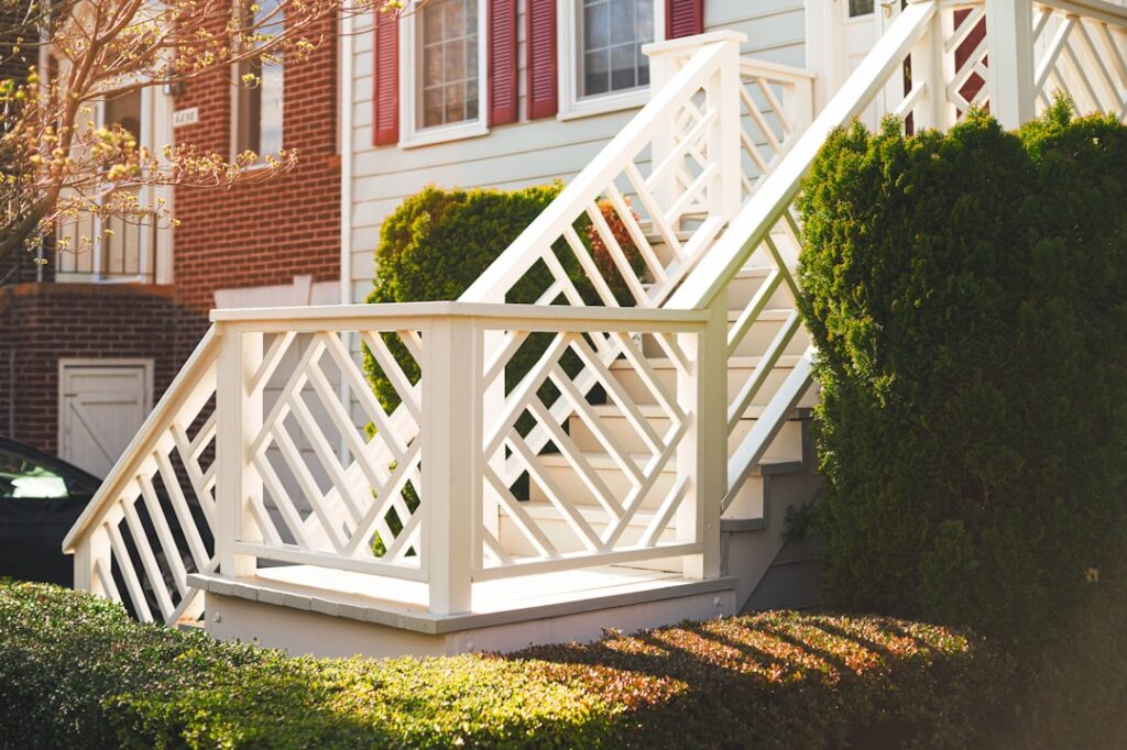 White Vinyl Railing: A Complete Guide for Homeowners