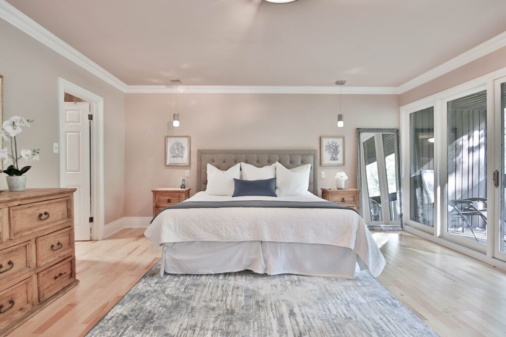 5×7 Rug Under King Bed: Complete Guide for Homeowners