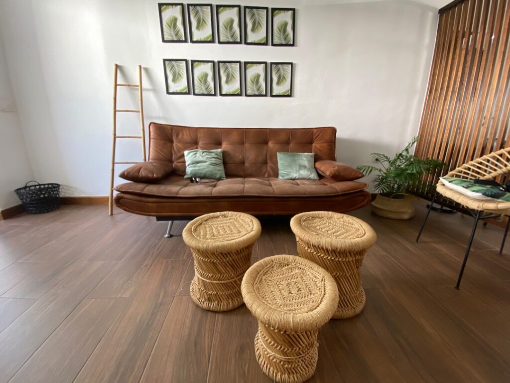 8mm vs 12mm Laminate Flooring: Key Differences Explained
