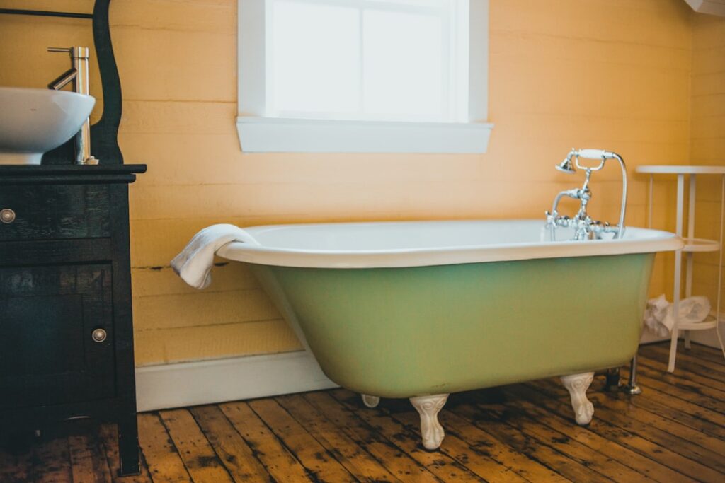 Bathtub Trip Lever Not Working: Causes and Fixes