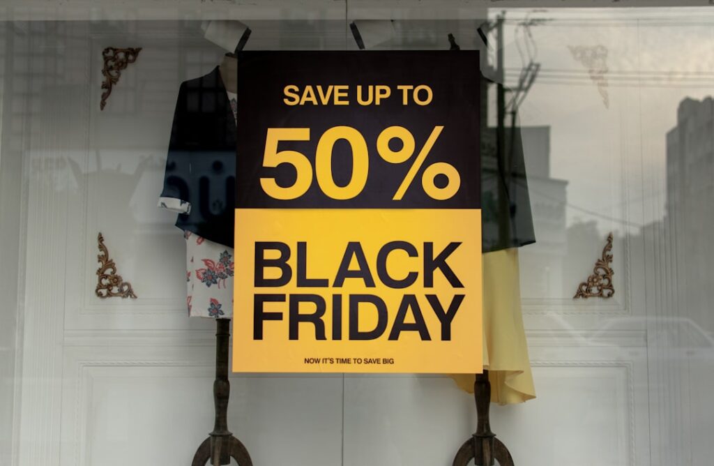 Black Friday Laminate Flooring Sale: Pros, Cons, and Buying Guide