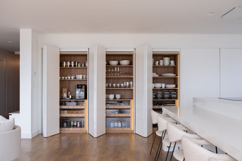 Corner Pantry Dimensions and Kitchen Layouts