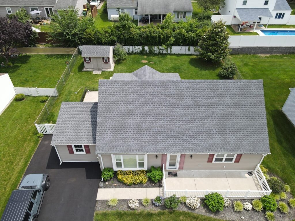 Asphalt Roof: System Layers and Lifespan Guide