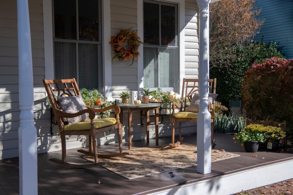 Best Outdoor Rugs for Front Porch: Buyer's Guide