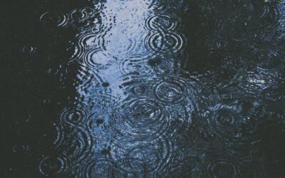 Can You Pour Concrete in the Rain? Rules & Fixes