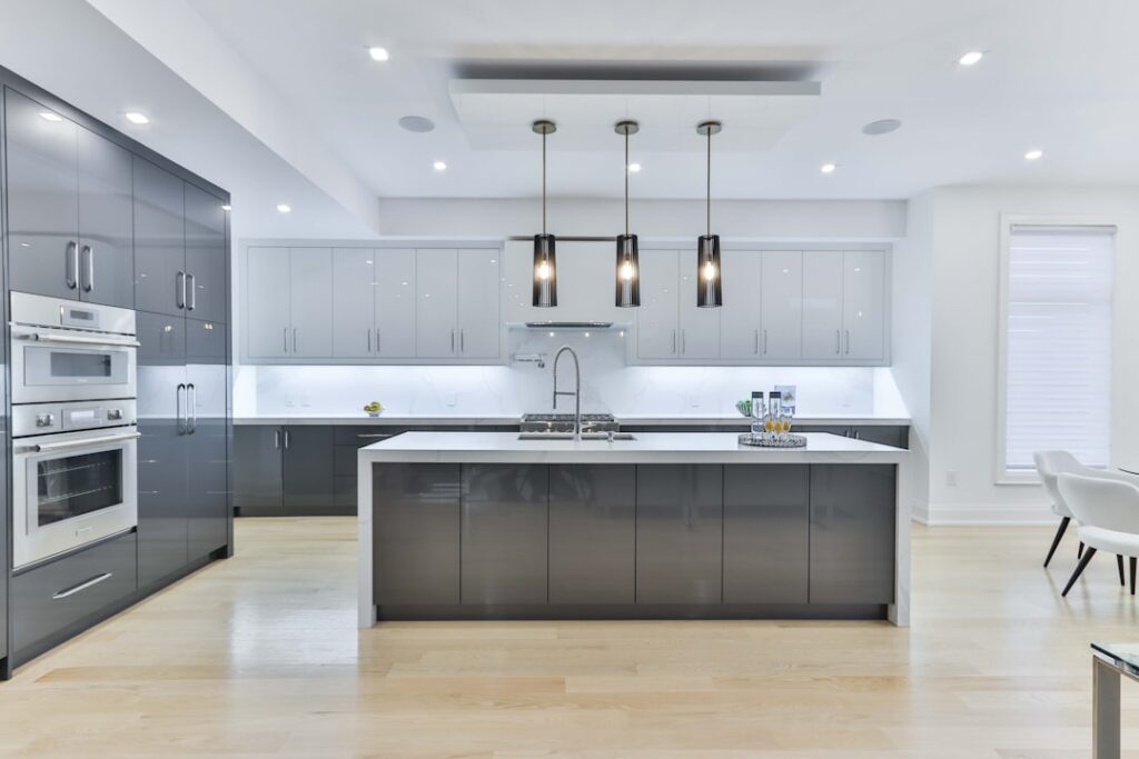 Contemporary Kitchen Design: Homeowner's Guide
