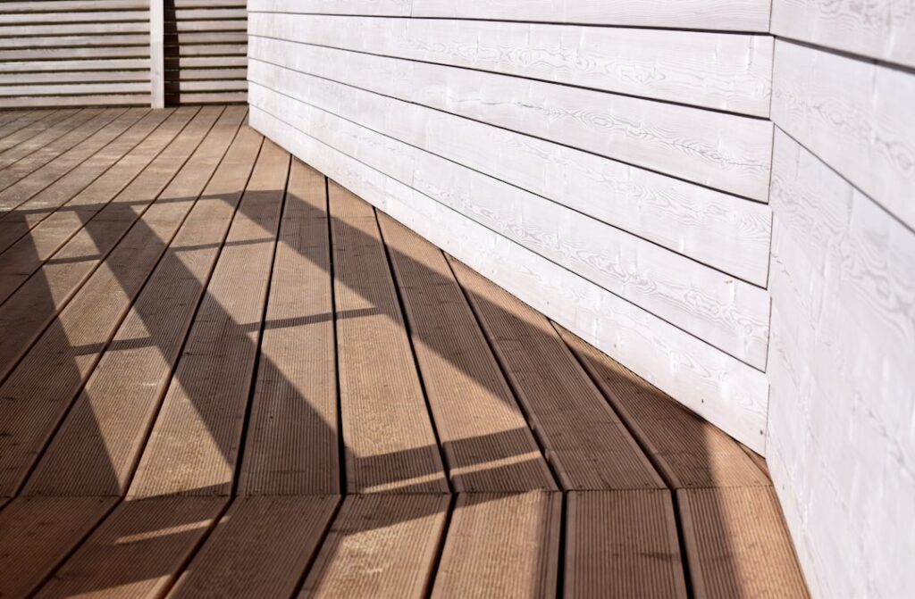 Deck Board Layout: Staggered Decking Patterns