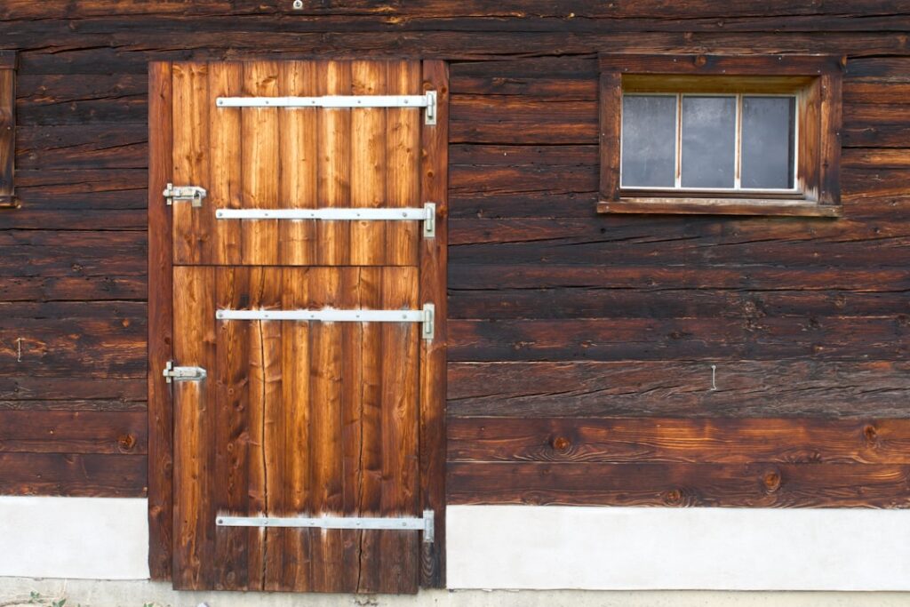 Exterior Door Weather Stripping: Seal Out Drafts