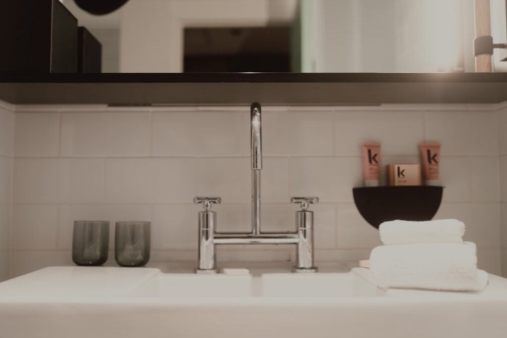 Gold Bathroom Faucet: Finishes and Best Picks