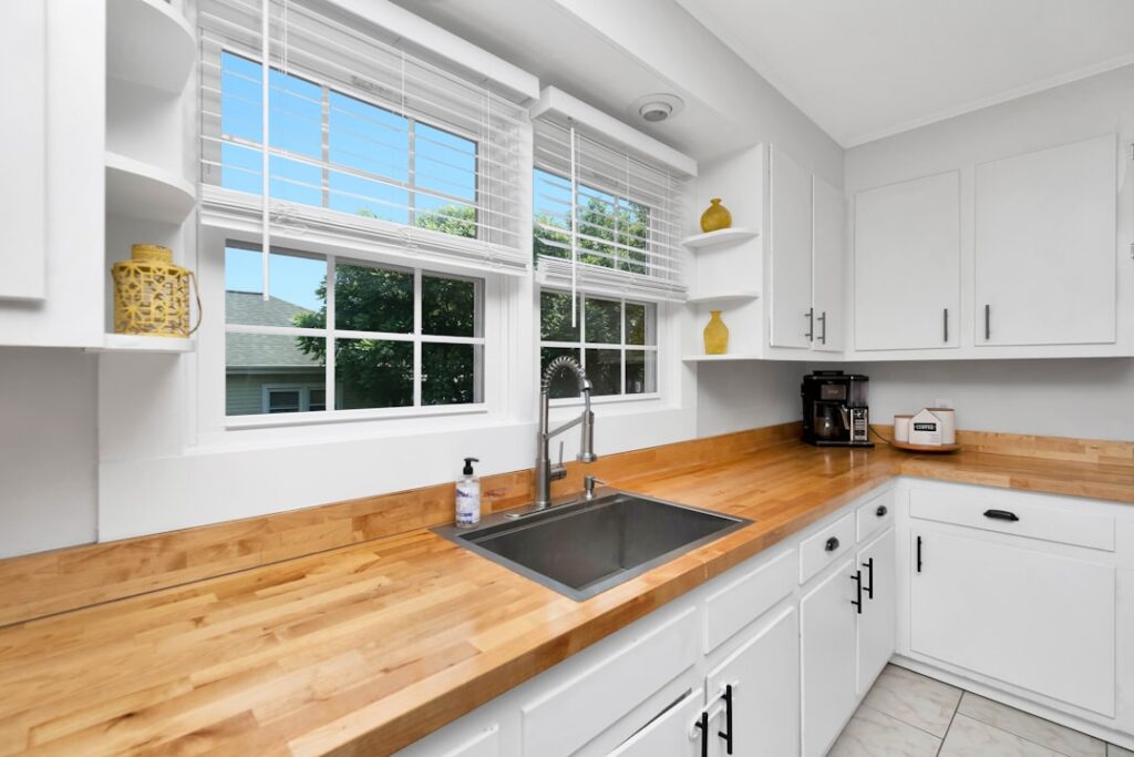 How to Make Butcher Block Countertops From Lumber