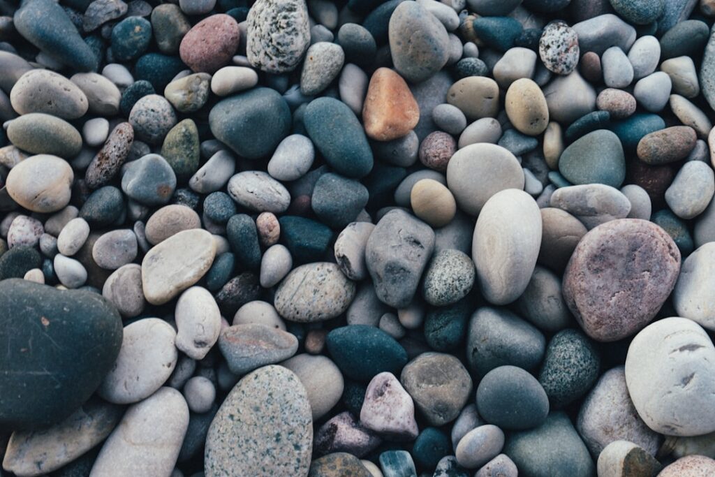 Low-Maintenance River Rock Landscaping Ideas