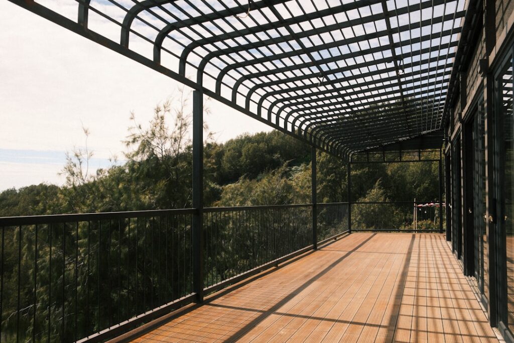 Pergola on Deck: Mounting and Load Basics