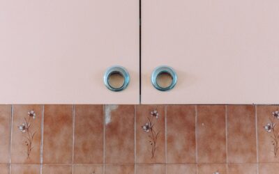 Kitchen Cabinet Knob Placement: Where They Go