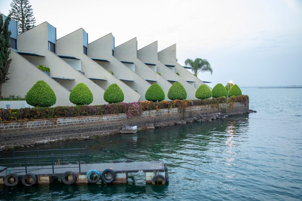 Retaining Wall for Waterfront Property: Options