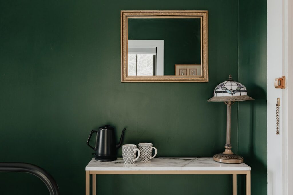 Sage Green Wall Paint: Colors, Pairings & Tips