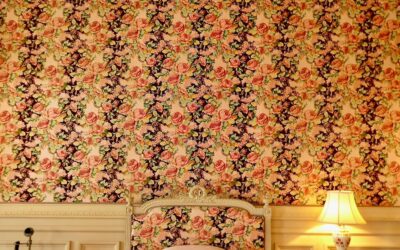 Self Sticking Wallpaper: Apply, Remove, Costs