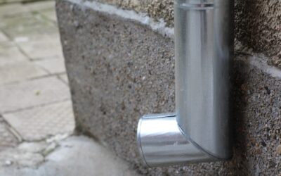 Splash Guards for Gutters: Corner Fix Guide