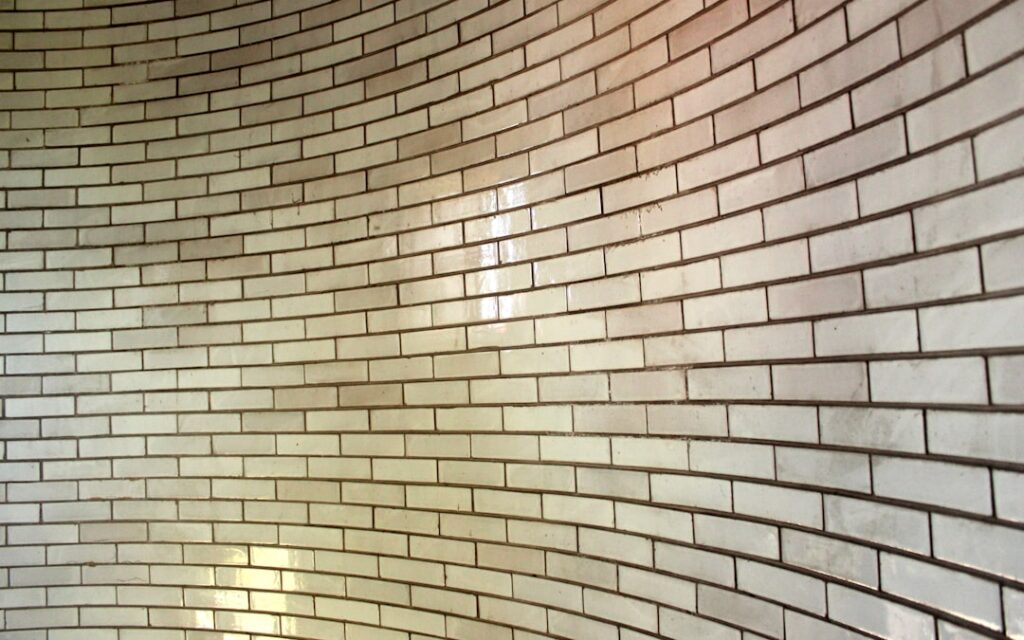 Translucent Grout: Clear Grout for Glass Mosaic