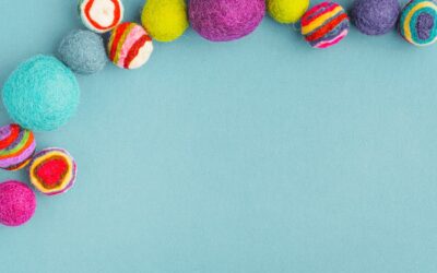 Do Wool Dryer Balls Help With Pet Hair? What Actually Works