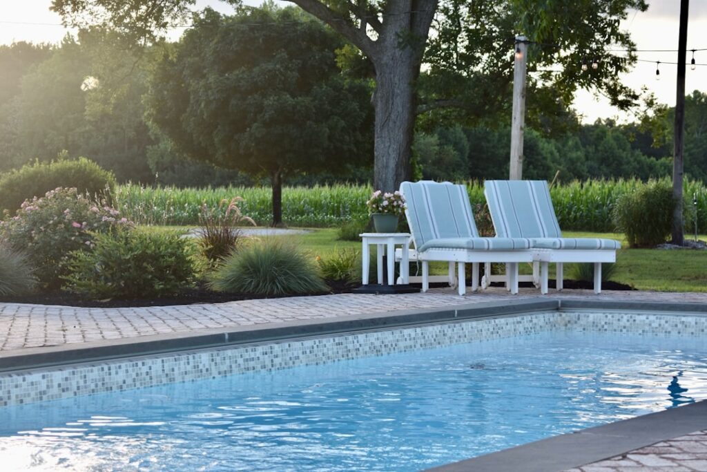 Green Pool Tile: Complete Guide for Homeowners