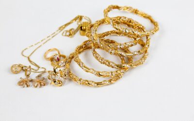 How to Clean Tarnished Gold-Plated Jewelry
