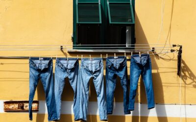 How to Get Grease Stain out of Jeans: Easy DIY Methods