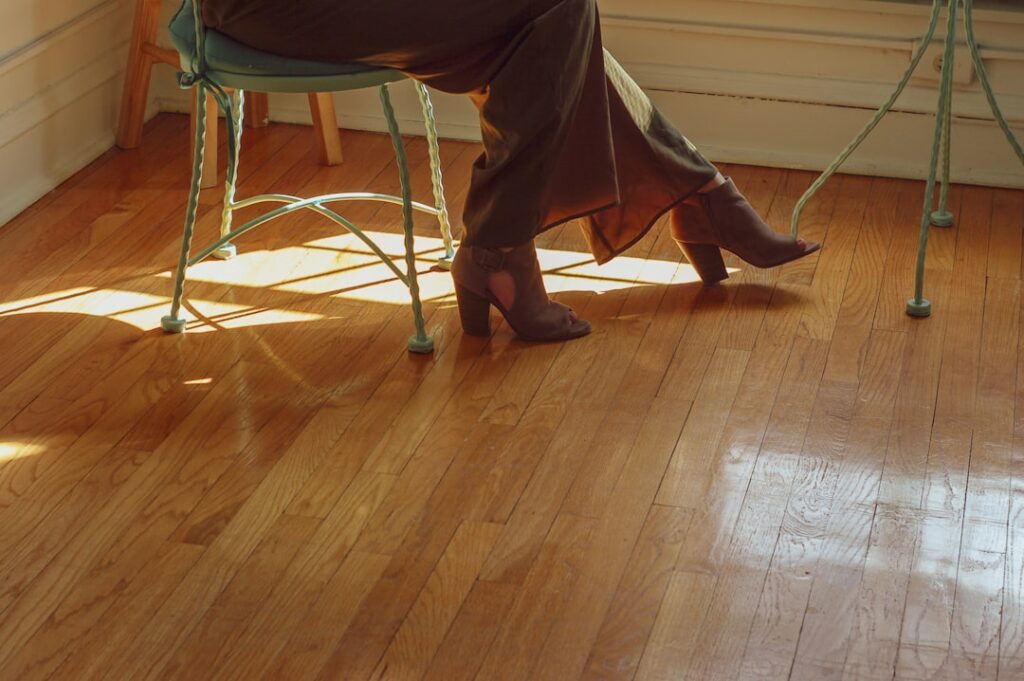 How to Get Hair Dye Off Wood Floor: Easy DIY Methods