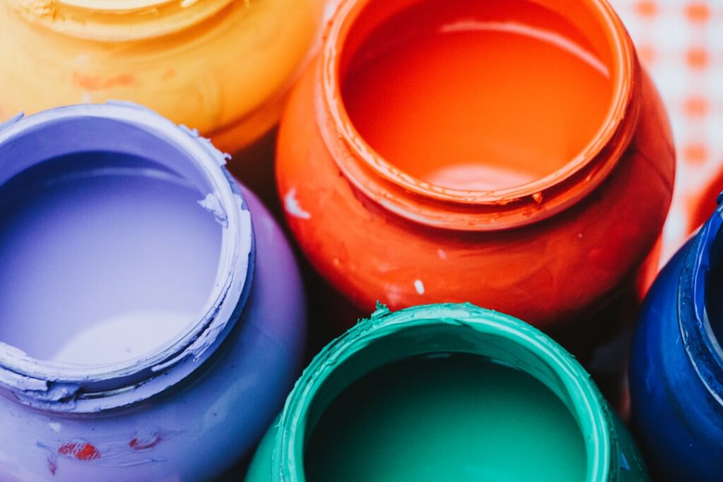 Is Paint Thinner the Same As Mineral Spirits: Complete Guide for Homeowners
