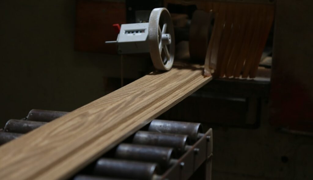 Laminate Molding: Complete Guide for Homeowners