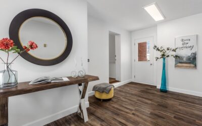 LVT Wood Plank Flooring: Pros, Cons, and Buying Guide