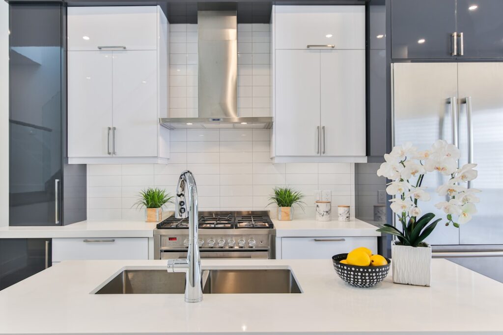 Quartz Countertop Polish: How to Restore the Shine