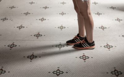 Retro Vinyl Sheet Flooring: Pros, Cons, and Buying Guide