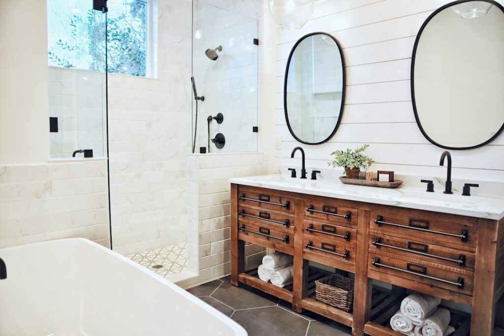Shiplap Half Wall Bathroom: Complete Guide for Homeowners