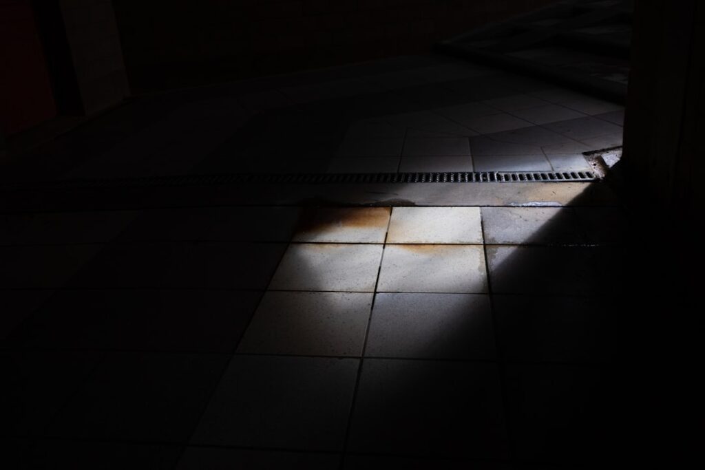 Steam Cleaner for Tile Floors: How to Choose and Use One Right