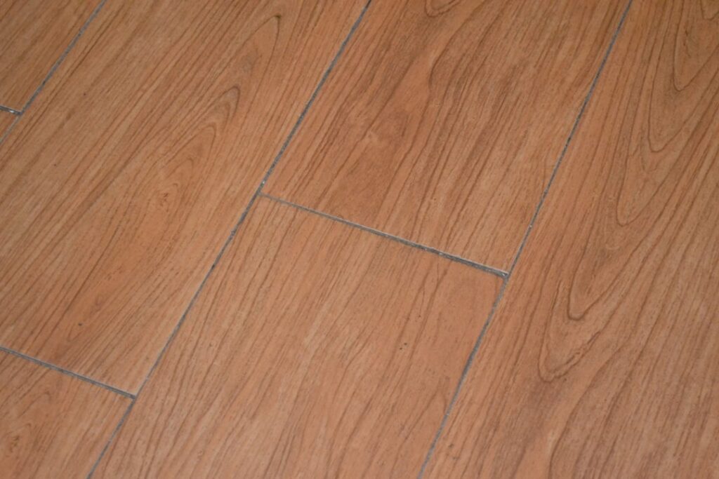 Waterproof Sealant for Vinyl Flooring: When and How to Use It