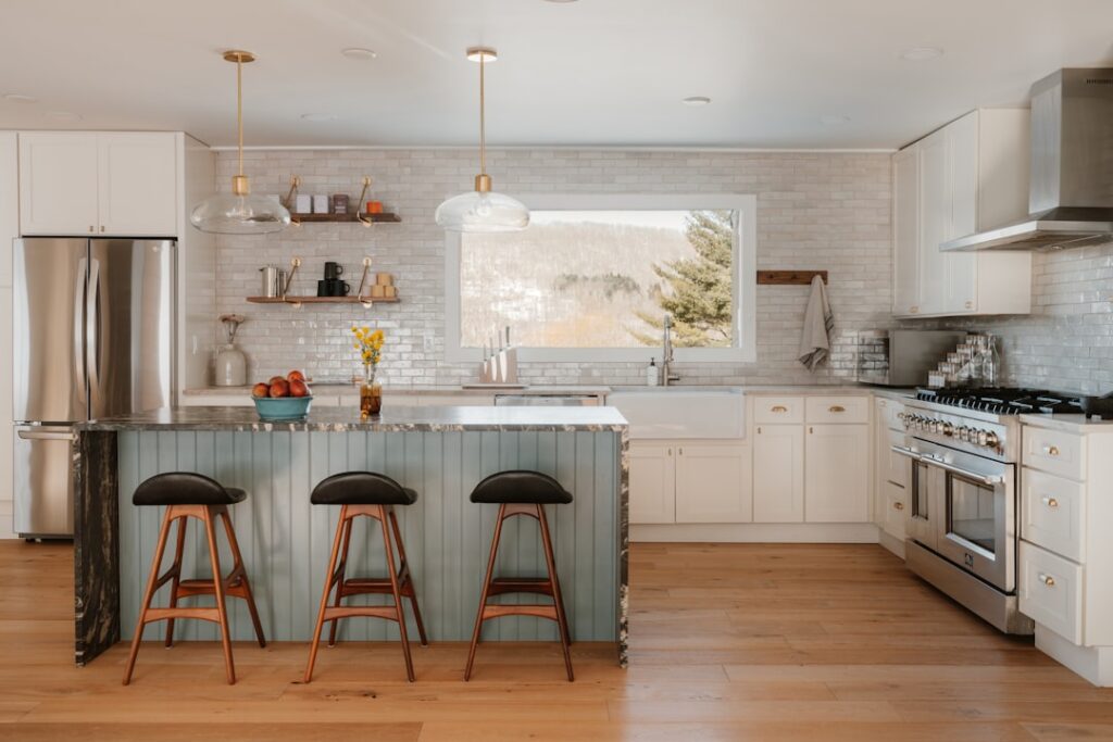 Wood Tile Backsplash: Complete Guide for Homeowners