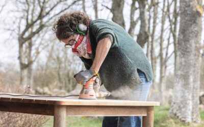 Wooden DIY Outdoor Table Plans