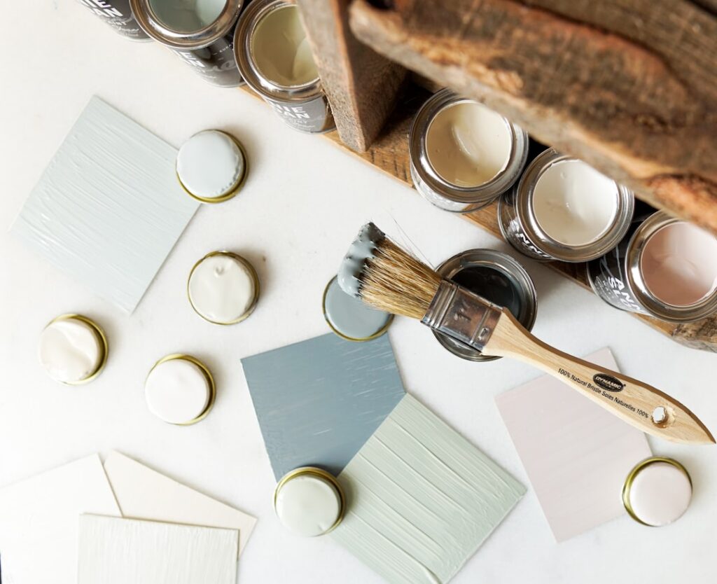 Colonial Paint Colors: Complete Guide for Homeowners